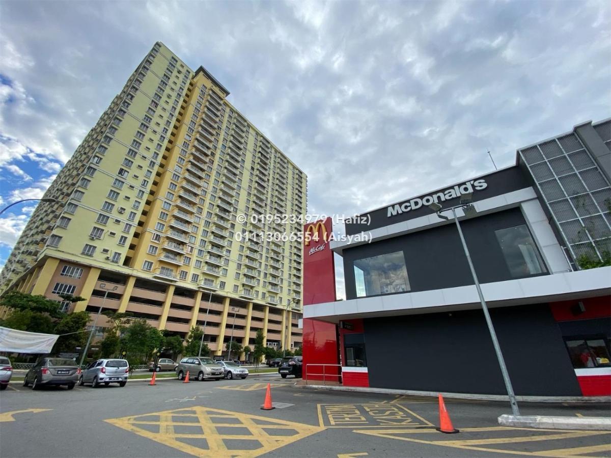 Pv12 Platinum Lake Condominium *